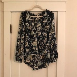 Floral long sleeve blouse